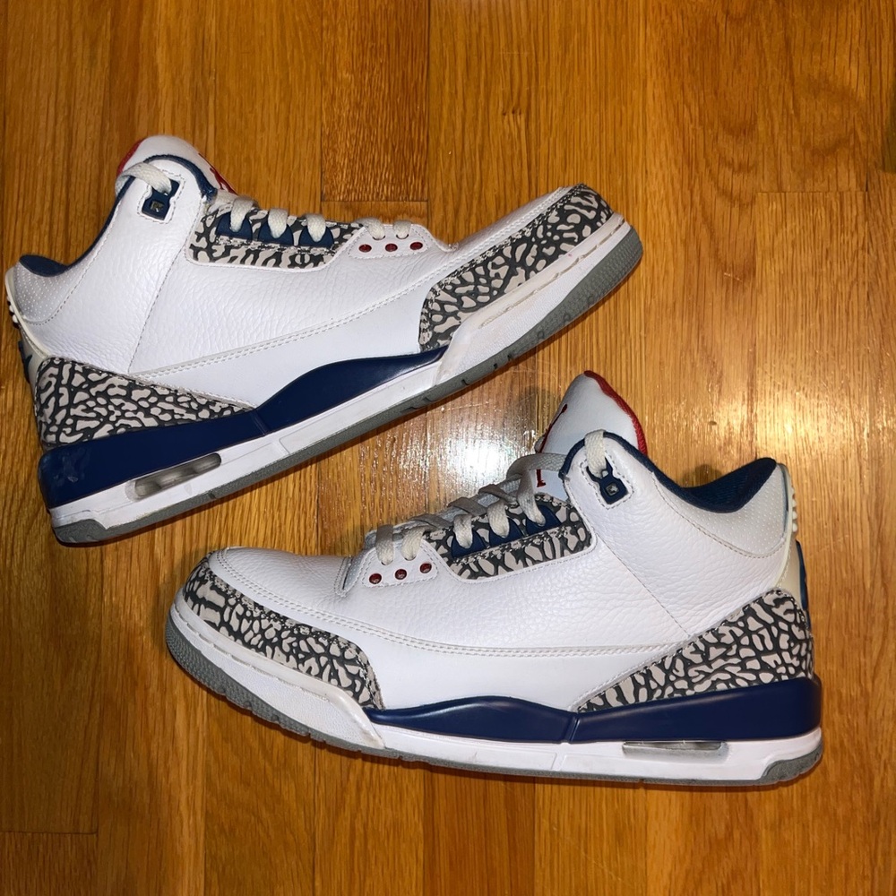 Jordan 3 True Blue